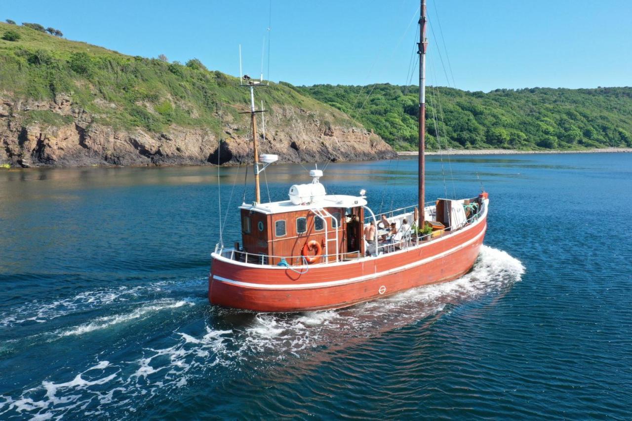 Varra Water - Unique Boat Accomodation - Bornholm Nexo Екстер'єр фото