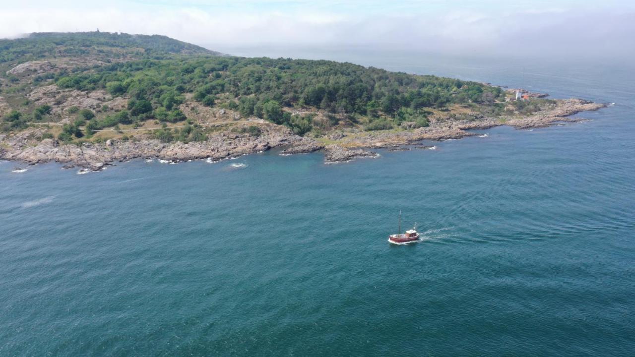 Varra Water - Unique Boat Accomodation - Bornholm Nexo Екстер'єр фото